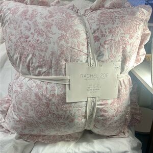 🌸💗Rachel Zoe Blush Toile Floral Euro Shams Set of 2 Pillows 26”💗🌸